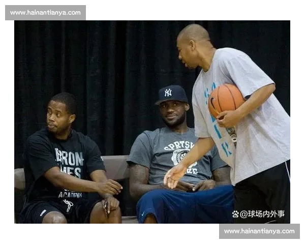 詹姆斯生涯两次替补背后的故事：兄弟情谊与伤病管理的双重见证